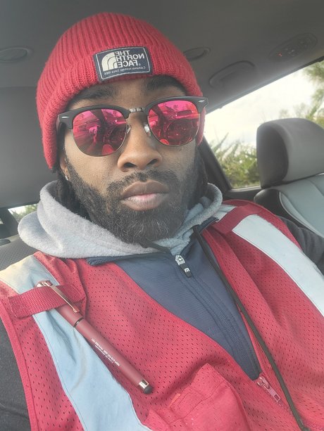 Naakte gelekte OnlyFans-foto van Corey Jones