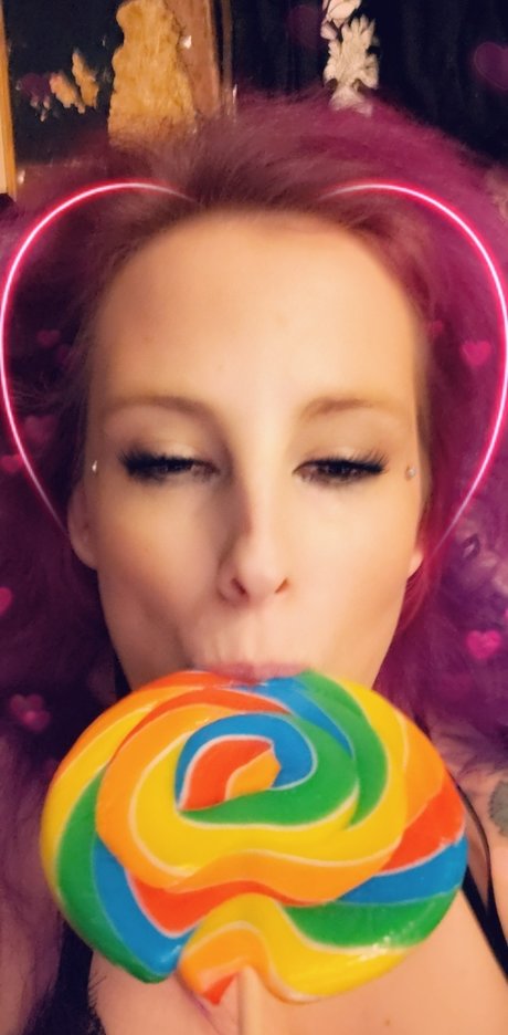 Naakte gelekte OnlyFans-foto van Torilee