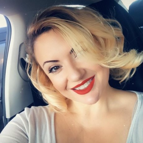 Naakte gelekte OnlyFans-foto van Marilyn Marie