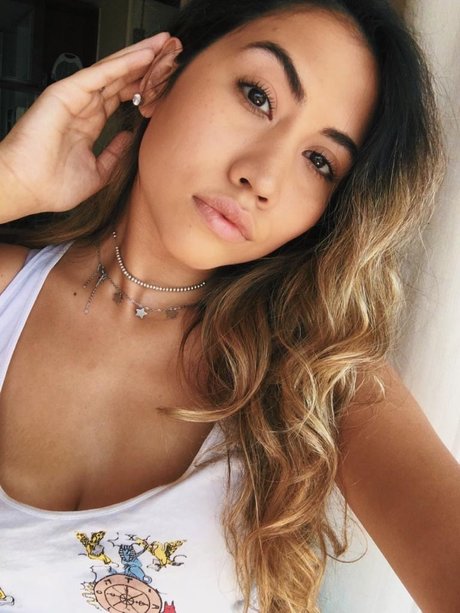 Naakte gelekte OnlyFans-foto van Lady