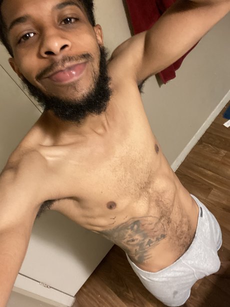 Naakte gelekte OnlyFans-foto van Kj901