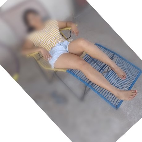Naakte gelekte OnlyFans-foto van Jakelin