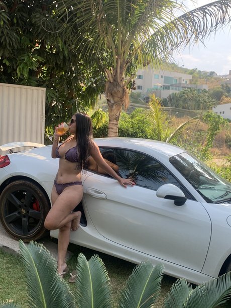 Naakte gelekte OnlyFans-foto van Ktelles