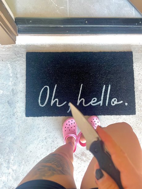 Naakte gelekte OnlyFans-foto van Tall Person 
