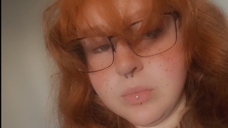 Naakte gelekte OnlyFans-foto van  Laura 