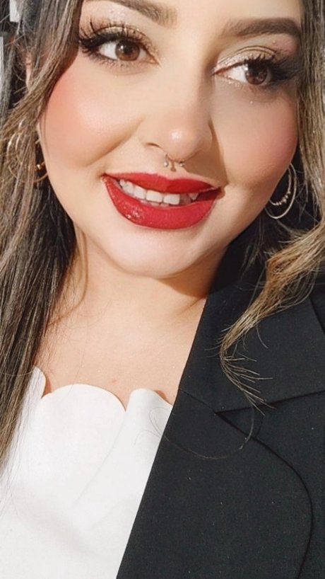Naakte gelekte OnlyFans-foto van Imurbaby