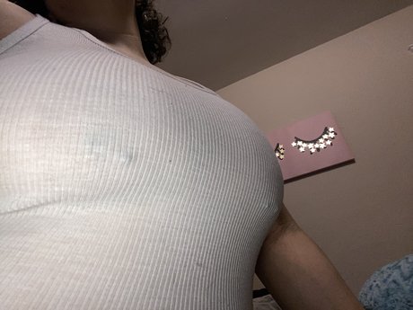 Naakte gelekte OnlyFans-foto van Good Girl