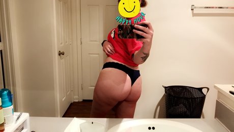 Naakte gelekte OnlyFans-foto van Sexxkittenn
