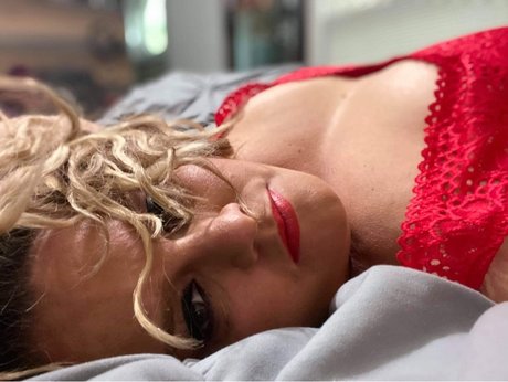 Naakte gelekte OnlyFans-foto van Willow Rogers