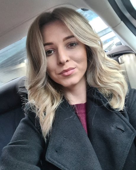 Naakte gelekte OnlyFans-foto van Diana