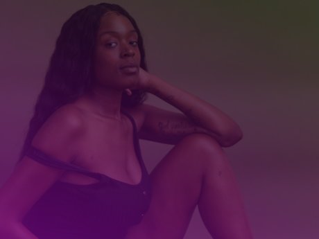 Naakte gelekte OnlyFans-foto van Thug Baby