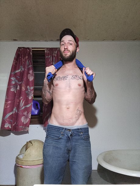 Naakte gelekte OnlyFans-foto van William Abell
