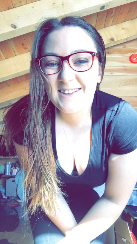 Naakte gelekte OnlyFans-foto van Rebecca Nicole