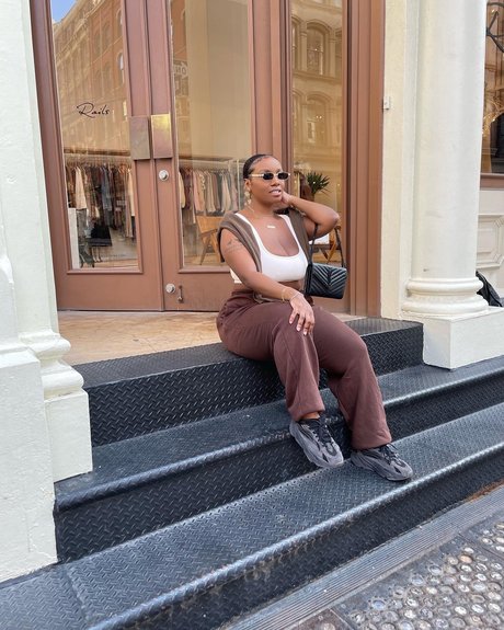 Naakte gelekte OnlyFans-foto van Mimi