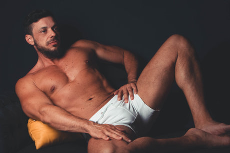 Naakte gelekte OnlyFans-foto van Gaucho Xxl