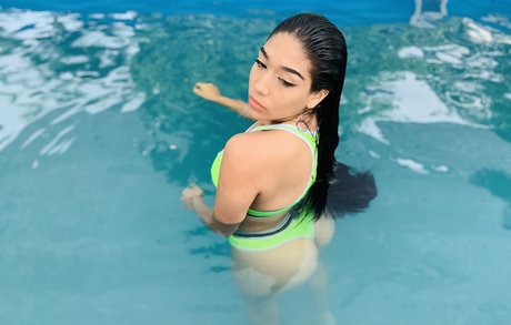Naakte gelekte OnlyFans-foto van Valentina Rodriguez