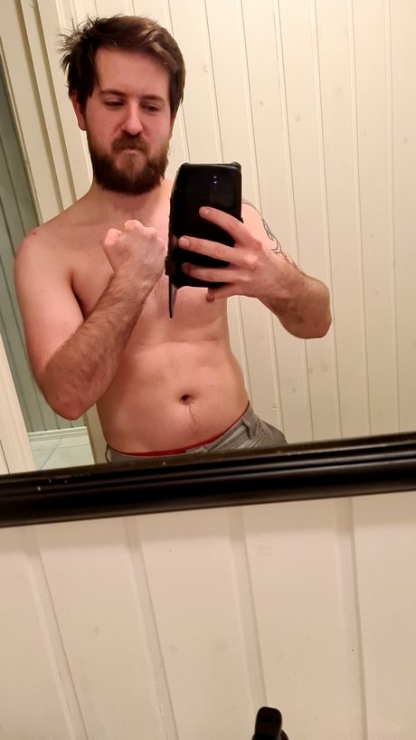 Naakte gelekte OnlyFans-foto van Standbyjanny