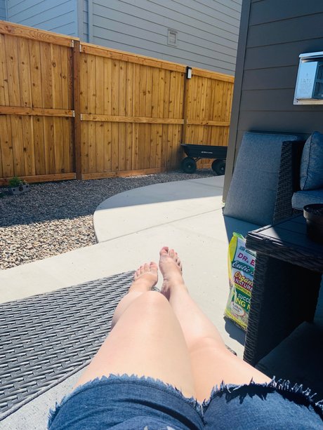 Naakte gelekte OnlyFans-foto van Cutietoes