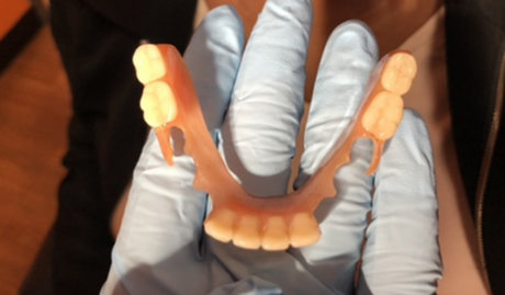Naakte gelekte OnlyFans-foto van Toothfetish Doc