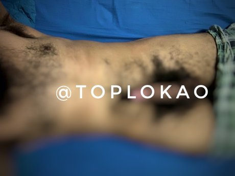 Naakte gelekte OnlyFans-foto van Toplokao