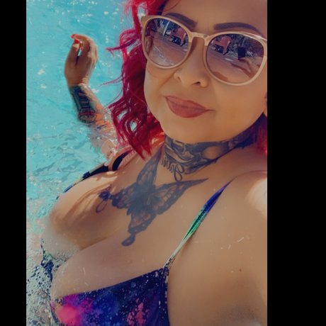 Naakte gelekte OnlyFans-foto van Stoner Babe