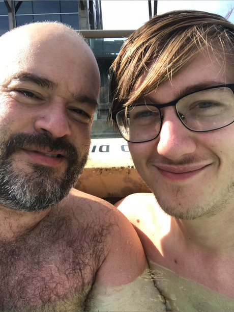 Naakte gelekte OnlyFans-foto van Sexy Texas Daddy