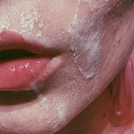 Naakte gelekte OnlyFans-foto van Sweet Fairy