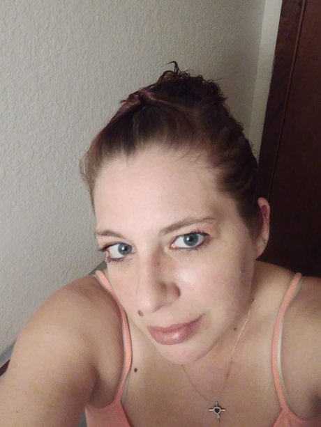 Naakte gelekte OnlyFans-foto van Lilbuddy90