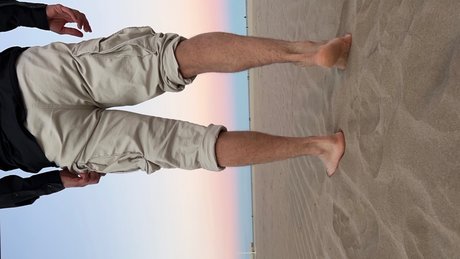 Naakte gelekte OnlyFans-foto van Tom Bacan