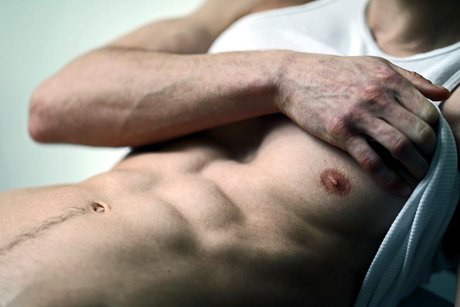 Naakte gelekte OnlyFans-foto van Vonhalo