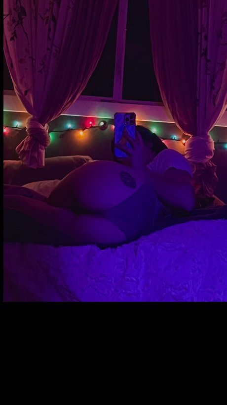Naakte gelekte OnlyFans-foto van 