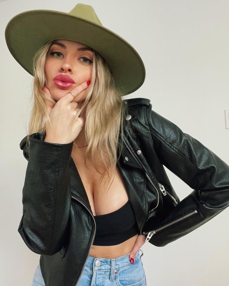 Ashley Schultz