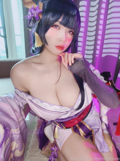 Naakte gelekte OnlyFans-foto van Momokoxoxo