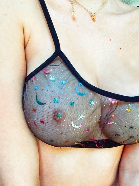 Naakte gelekte OnlyFans-foto van Paulina Franco