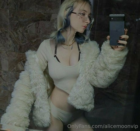 Alice Moon