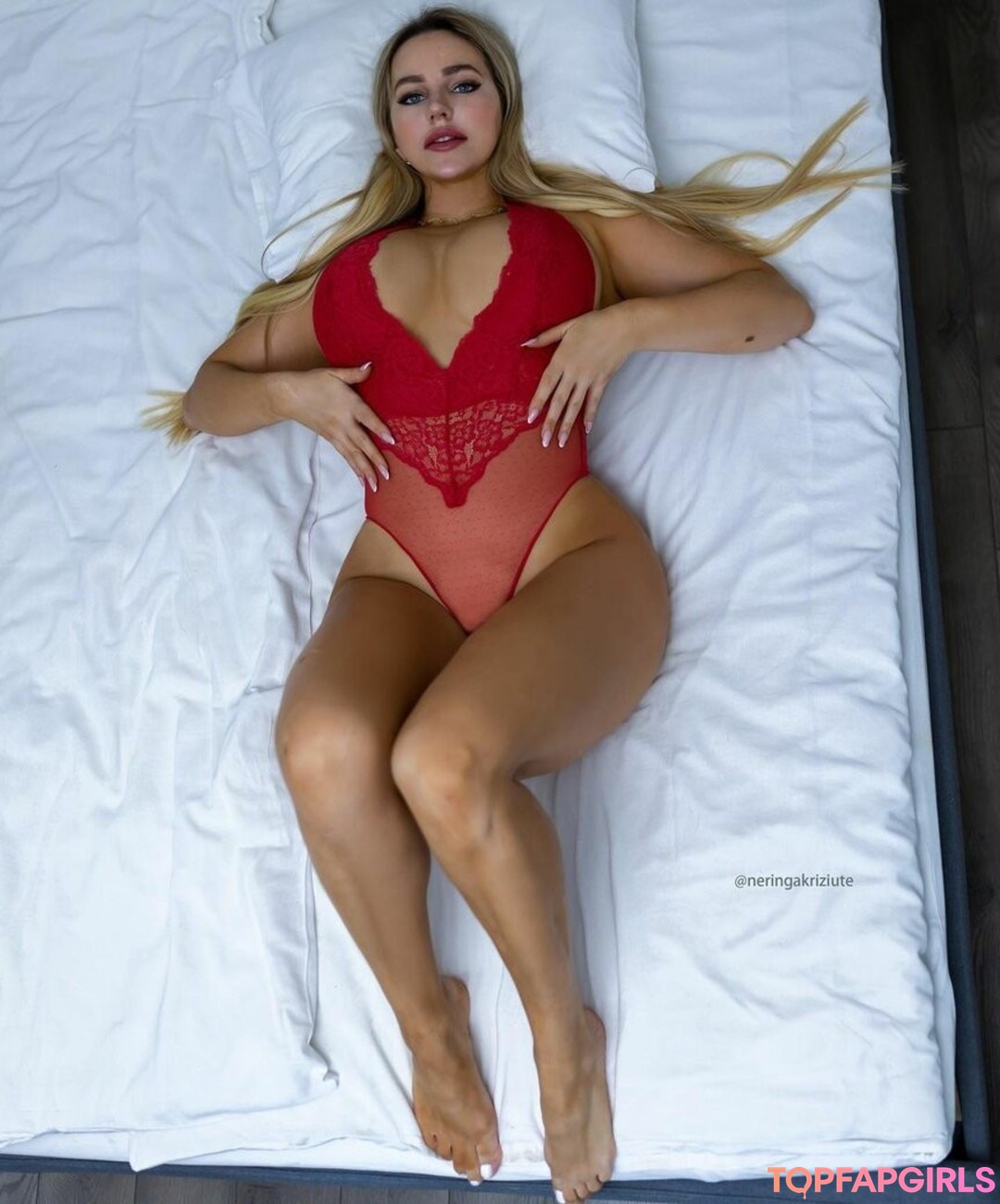 Naakte gelekte OnlyFans-foto van Neringa Kriziute #1263