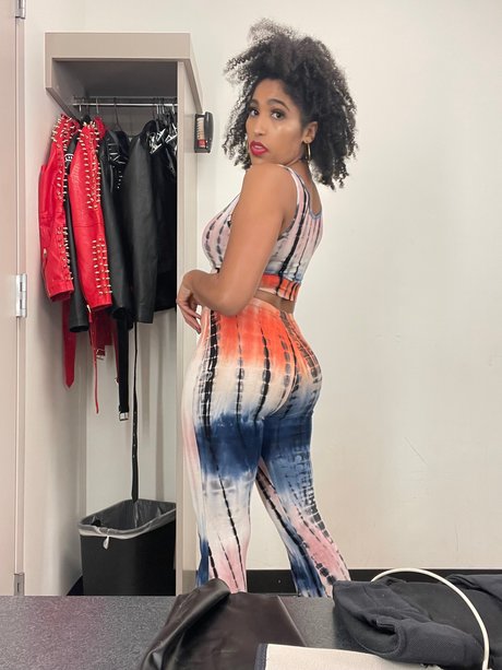 Marti Belle