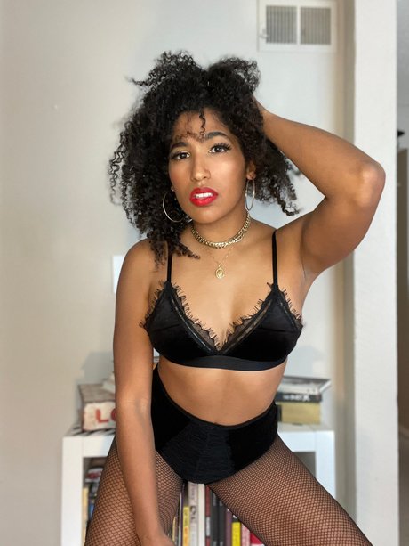 Marti Belle