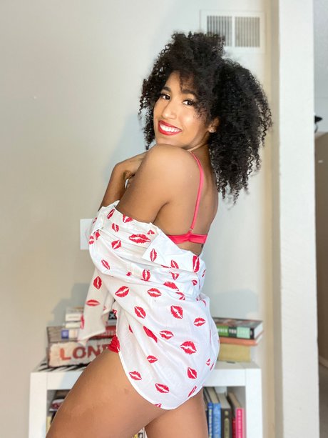 Marti Belle