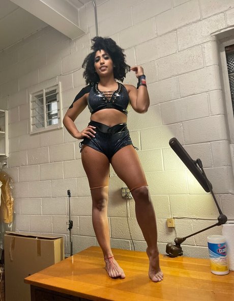 Marti Belle