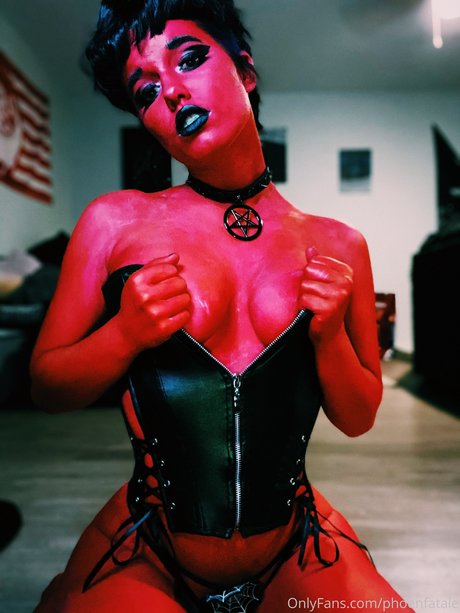 Phoenfatale