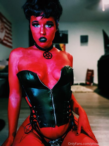 Phoenfatale