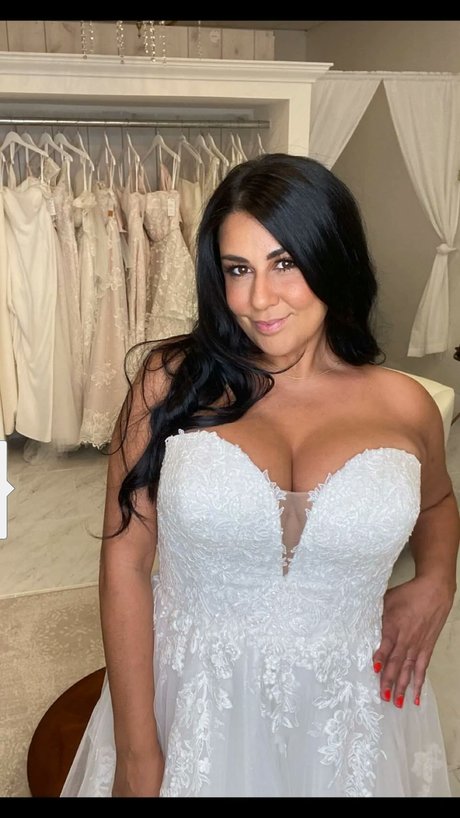 Naakte gelekte OnlyFans-foto van Danielle Dallaire