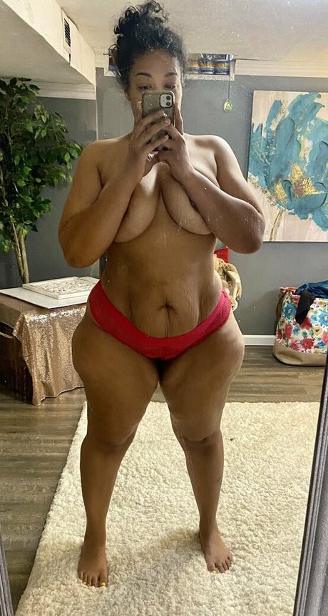 Naakte gelekte OnlyFans-foto van Judy The Great