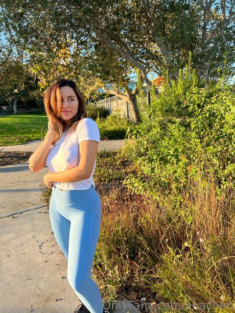 Ana Cheri
