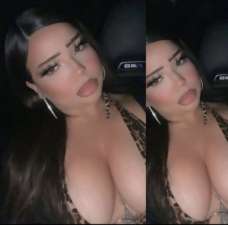 Naakte gelekte OnlyFans-foto van Iamalesita