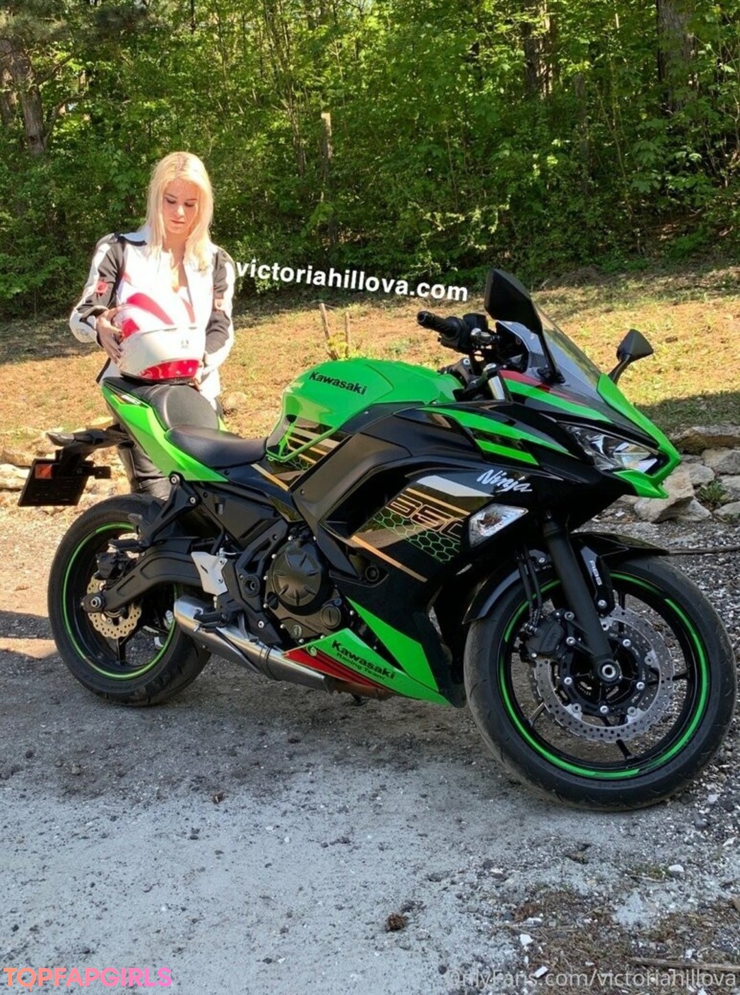 Naakte gelekte OnlyFans-foto van Victoria Hillova #1284