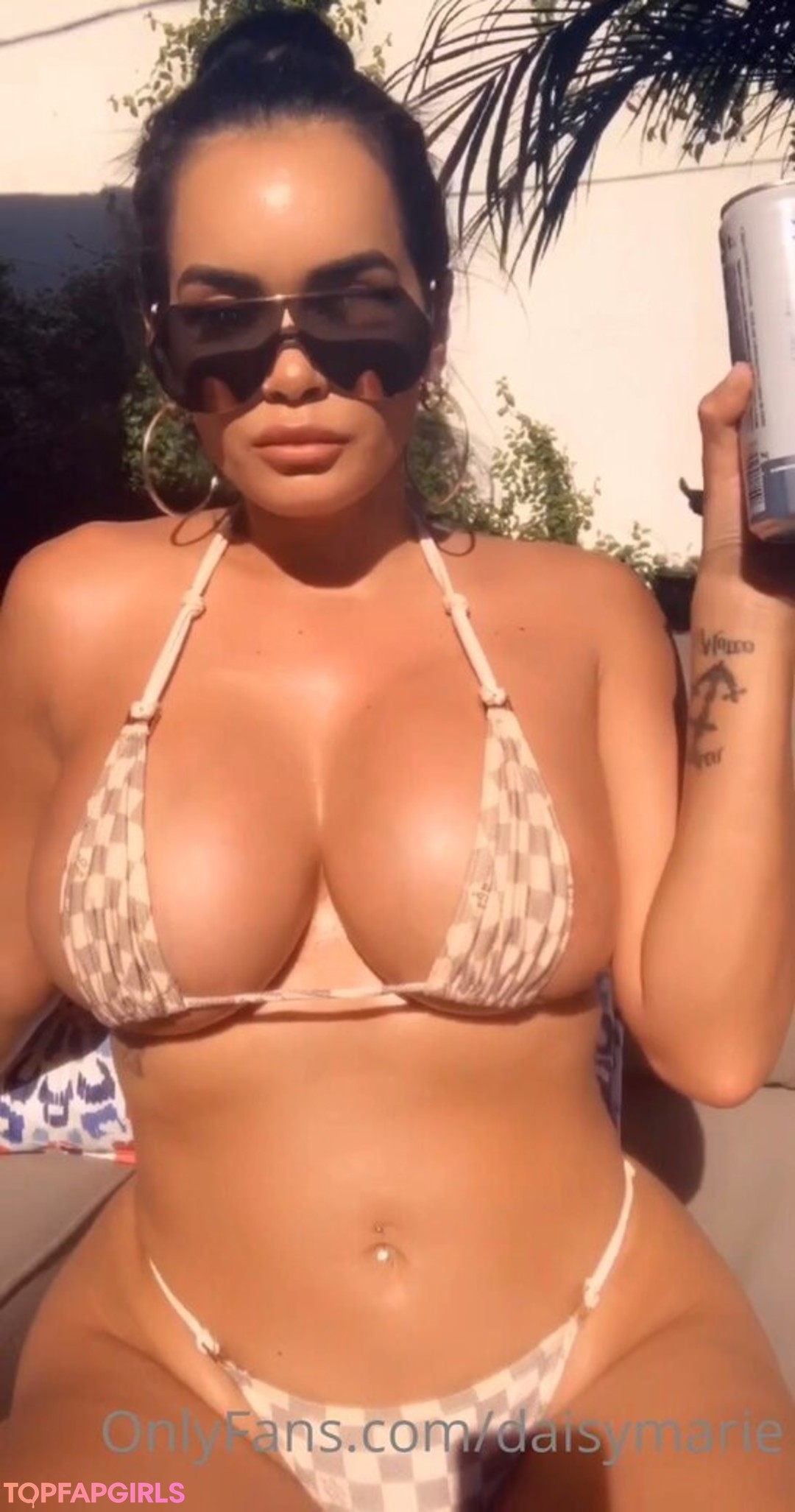 Naakte gelekte OnlyFans-foto van Daisy Marie #1216