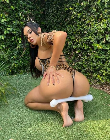 Daisy Marie