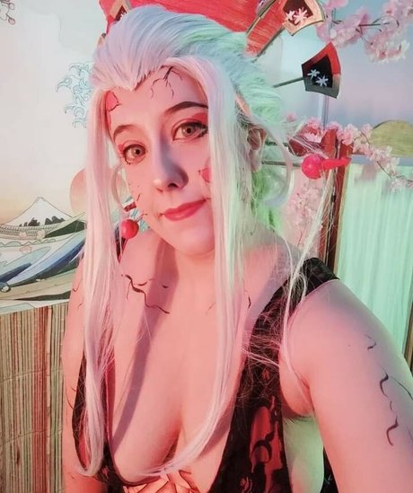 Naakte gelekte OnlyFans-foto van Sukicherry Cosplay